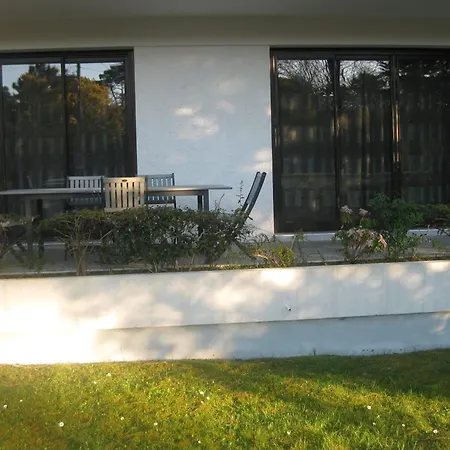 With Garden By The Sea